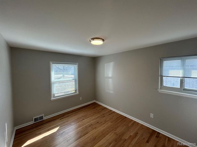 15053 Inbrook Drive, Plymouth, MI 48170