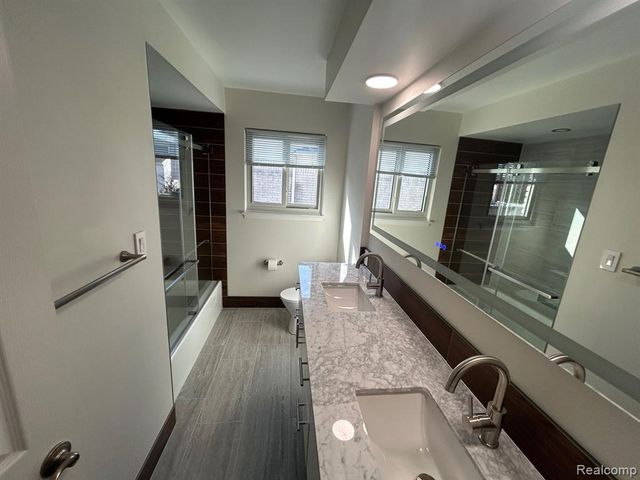 15053 Inbrook Drive, Plymouth, MI 48170