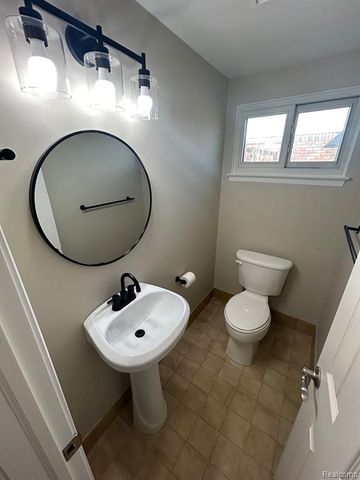 15053 Inbrook Drive, Plymouth, MI 48170