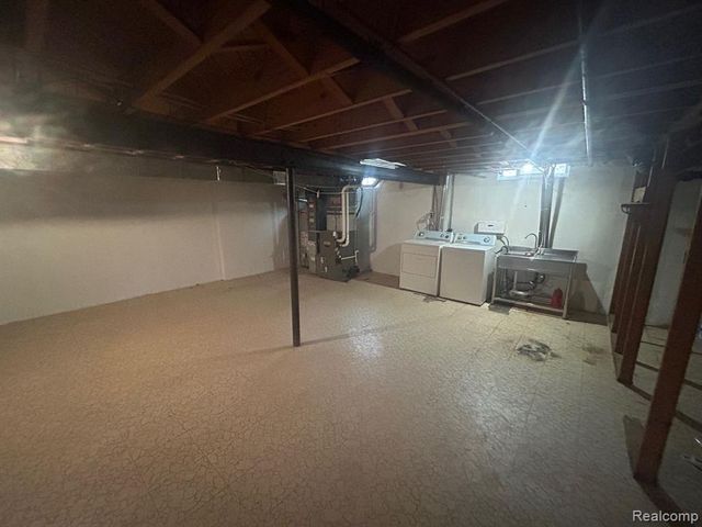 15053 Inbrook Drive, Plymouth, MI 48170