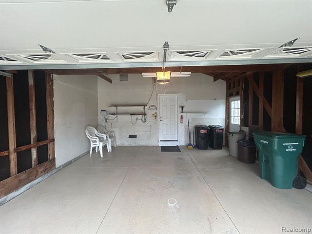 15053 Inbrook Drive, Plymouth, MI 48170