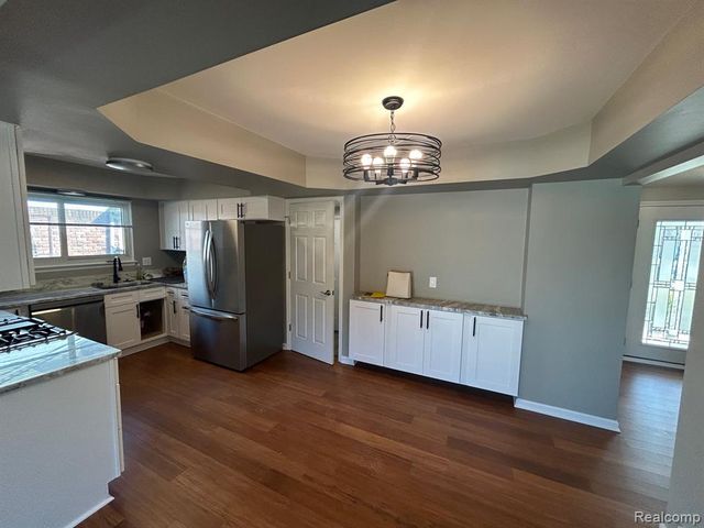 15053 Inbrook Drive, Plymouth, MI 48170