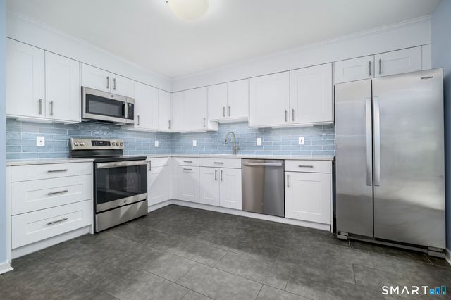71 Aiken Street O8, Norwalk, CT 06851
