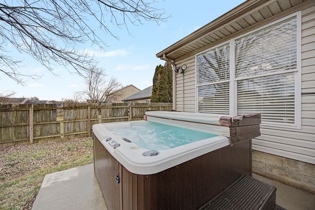 108 S Town Branch Drive, Nicholasville, KY 40356