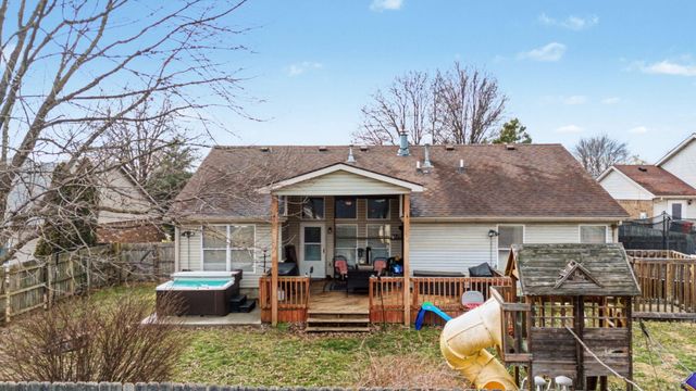 108 S Town Branch Drive, Nicholasville, KY 40356