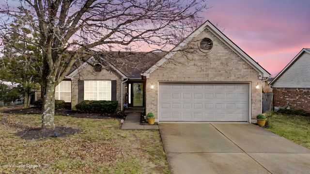 108 S Town Branch Drive, Nicholasville, KY 40356