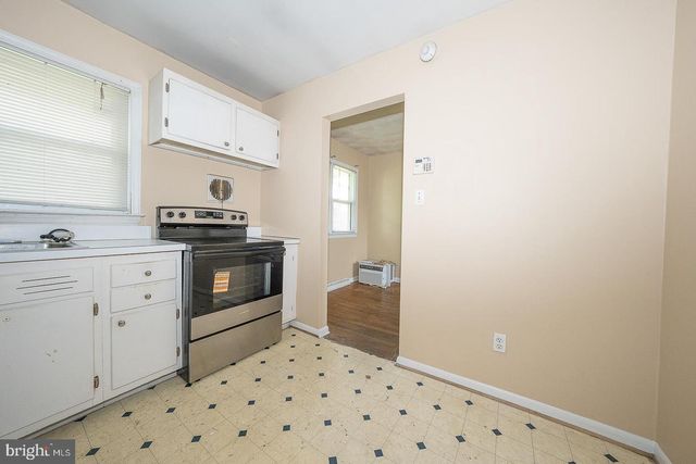 1317 IDLEWOOD RD, Wilmington, DE 19805