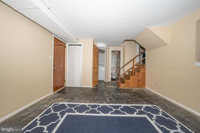 1317 IDLEWOOD RD, Wilmington, DE 19805