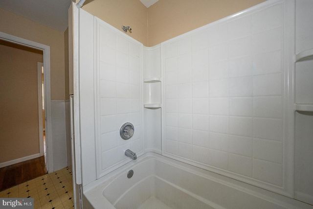 1317 IDLEWOOD RD, Wilmington, DE 19805