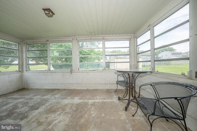 1317 IDLEWOOD RD, Wilmington, DE 19805