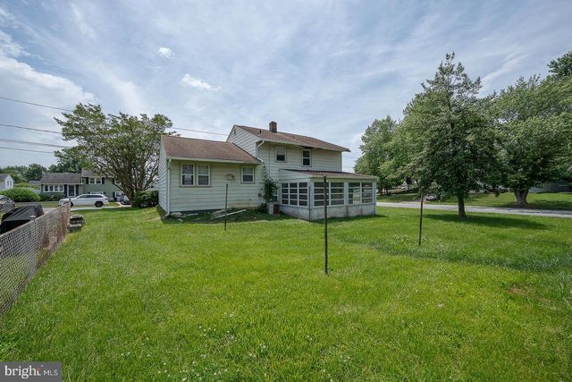1317 IDLEWOOD RD, Wilmington, DE 19805