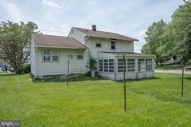 1317 IDLEWOOD RD, Wilmington, DE 19805
