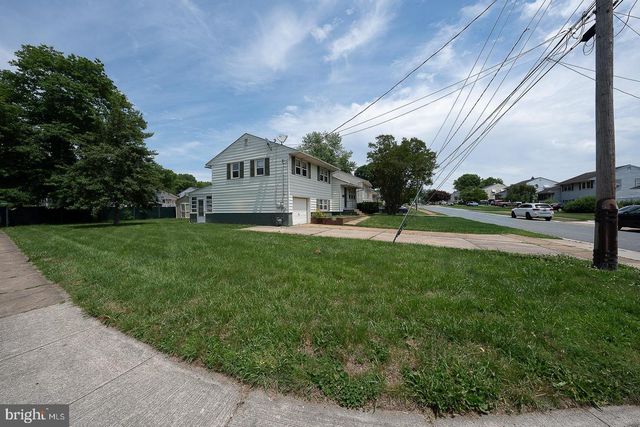 1317 IDLEWOOD RD, Wilmington, DE 19805
