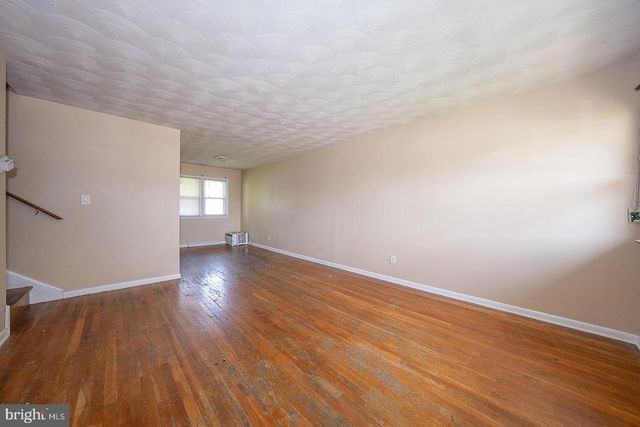 1317 IDLEWOOD RD, Wilmington, DE 19805
