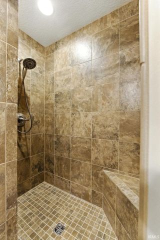 15279 Harrison Lake Cove, Fort Wayne, IN 46814