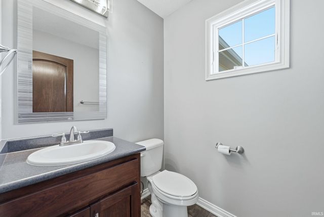15279 Harrison Lake Cove, Fort Wayne, IN 46814
