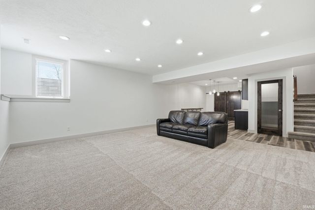 15279 Harrison Lake Cove, Fort Wayne, IN 46814