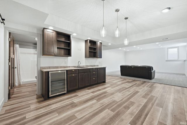 15279 Harrison Lake Cove, Fort Wayne, IN 46814
