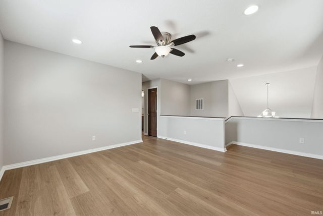 15279 Harrison Lake Cove, Fort Wayne, IN 46814