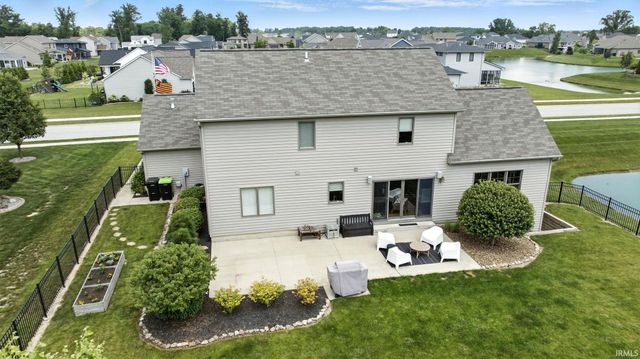 15279 Harrison Lake Cove, Fort Wayne, IN 46814