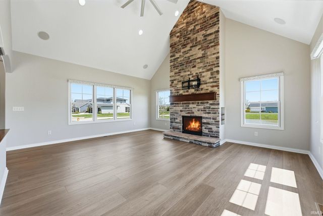 15279 Harrison Lake Cove, Fort Wayne, IN 46814