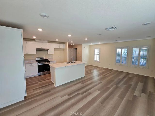 7155 Citrus 442, Fontana, CA 92336