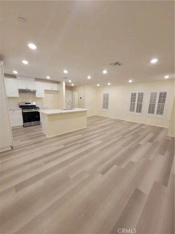 7155 Citrus 442, Fontana, CA 92336