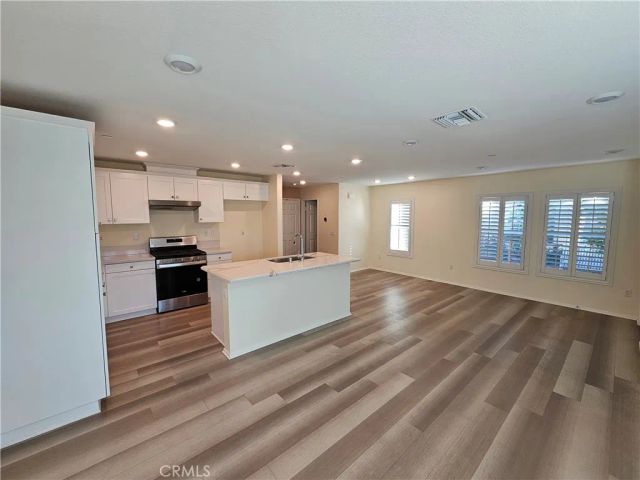7155 Citrus 442, Fontana, CA 92336