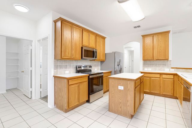 5905 Big Pine Drive, Mckinney, TX 75070
