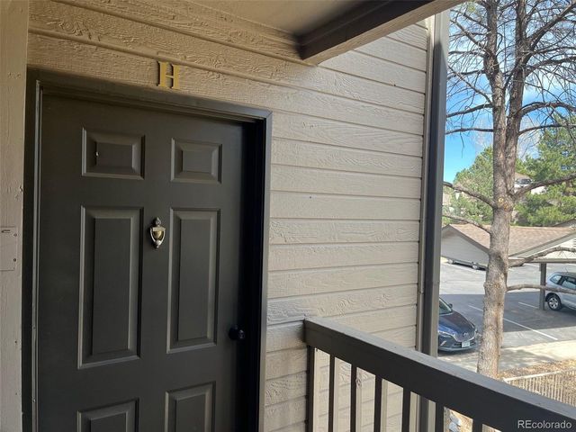 9110 E Arbor Cir H, Englewood, CO 80111