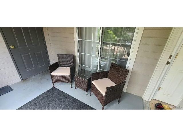 9110 E Arbor Cir H, Englewood, CO 80111