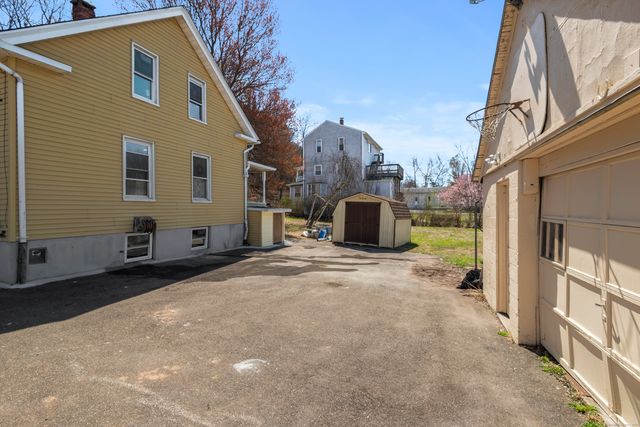 371 South Colony Street, Meriden, CT 06451