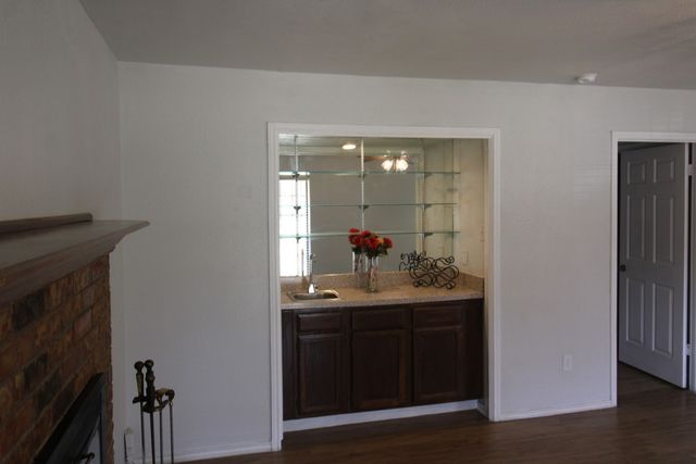 4013 18th Street, Plano, TX 75074