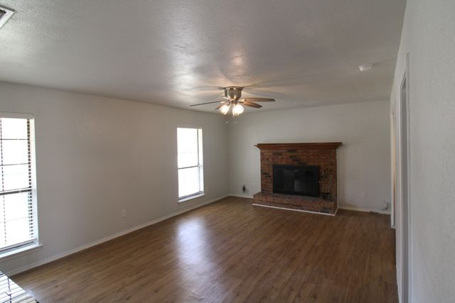 4013 18th Street, Plano, TX 75074
