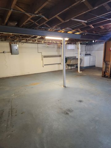 1374 Kenilworth Drive, Calumet City, IL 60409