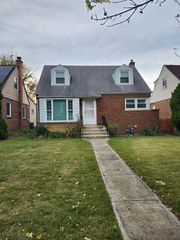 1374 Kenilworth Drive, Calumet City, IL 60409