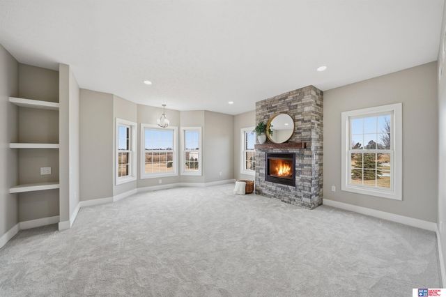 11855 N 79th Street, Lincoln, NE 68517