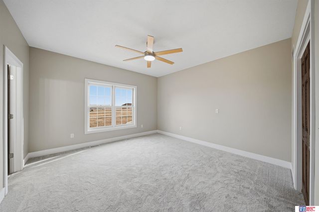 11855 N 79th Street, Lincoln, NE 68517