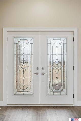 11855 N 79th Street, Lincoln, NE 68517