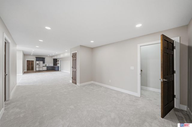 11855 N 79th Street, Lincoln, NE 68517