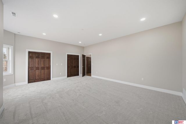 11855 N 79th Street, Lincoln, NE 68517