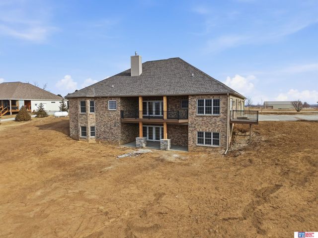 11855 N 79th Street, Lincoln, NE 68517