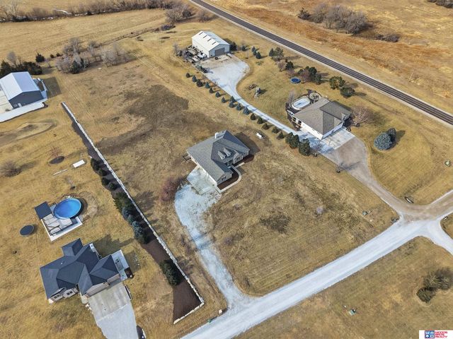 11855 N 79th Street, Lincoln, NE 68517