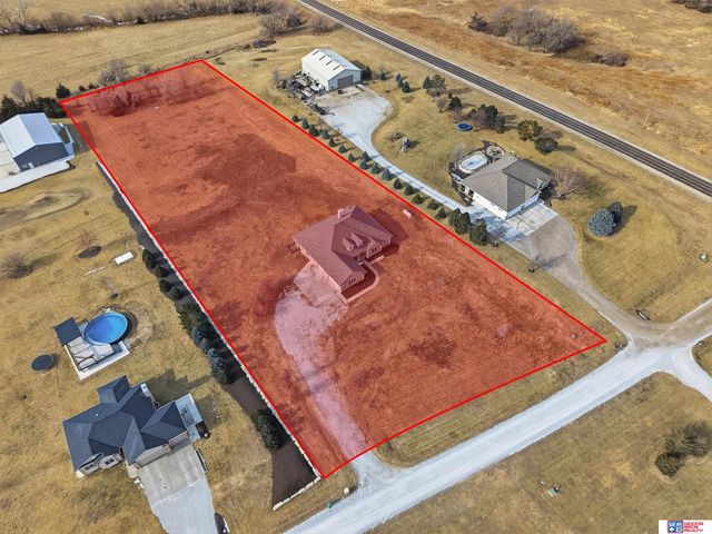 11855 N 79th Street, Lincoln, NE 68517