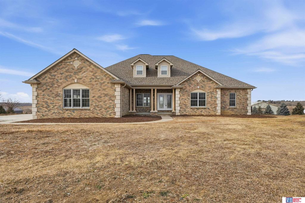 11855 N 79th Street, Lincoln, NE 68517