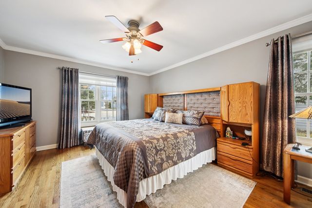 388 Narragansett Court, Crystal Lake, IL 60012