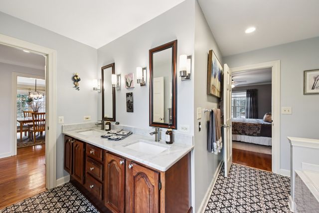 388 Narragansett Court, Crystal Lake, IL 60012