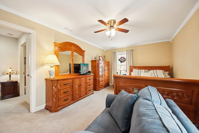 388 Narragansett Court, Crystal Lake, IL 60012