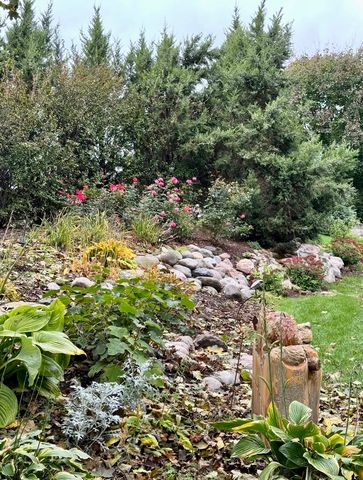 388 Narragansett Court, Crystal Lake, IL 60012