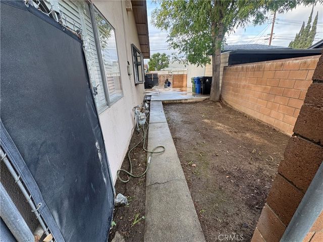 22435 Welby Way, West Hills, CA 91307